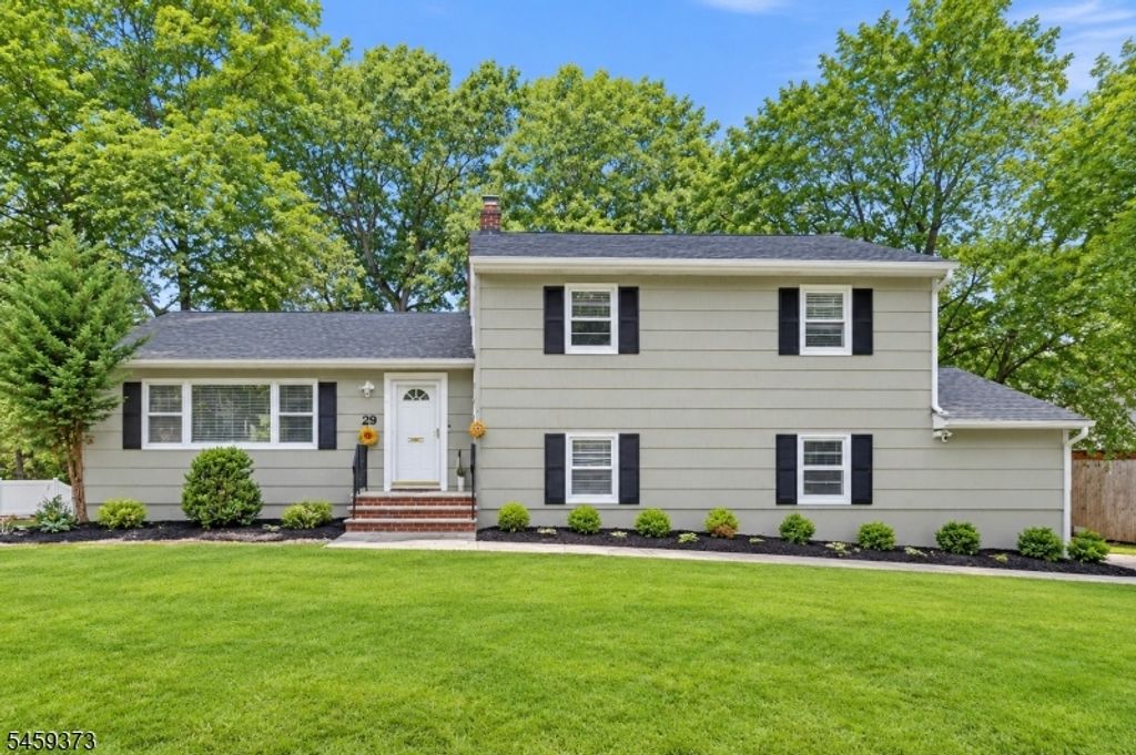 29 Cherry Hill Rd, Livingston Twp., NJ 07039 — exterior