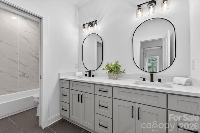 1802 Vinton Street, Charlotte, NC 28216