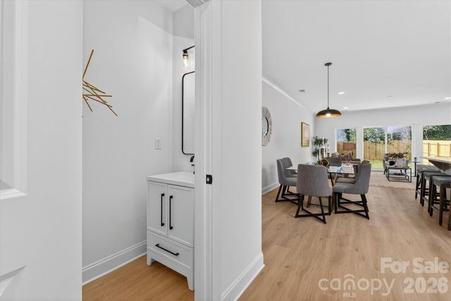 1802 Vinton Street, Charlotte, NC 28216