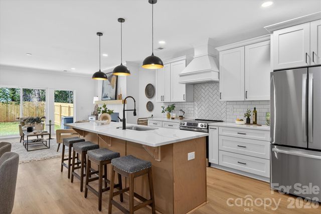 1802 Vinton Street, Charlotte, NC 28216