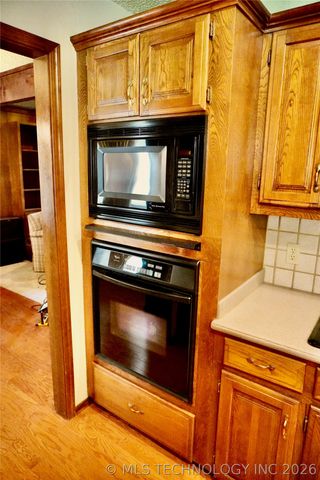 7505 S Gum Avenue, Broken Arrow, OK 74011
