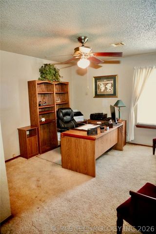 7505 S Gum Avenue, Broken Arrow, OK 74011