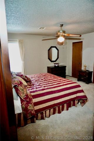 7505 S Gum Avenue, Broken Arrow, OK 74011