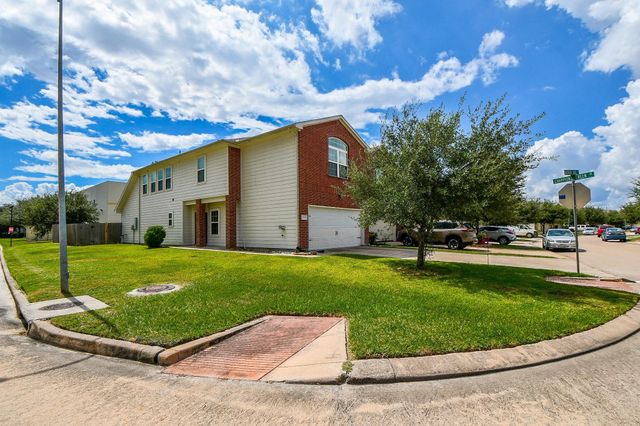 5103 Dartmoor Ridge Trail, Houston, TX 77066