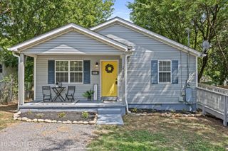 2202 Virginia Ave, Knoxville, TN 37921