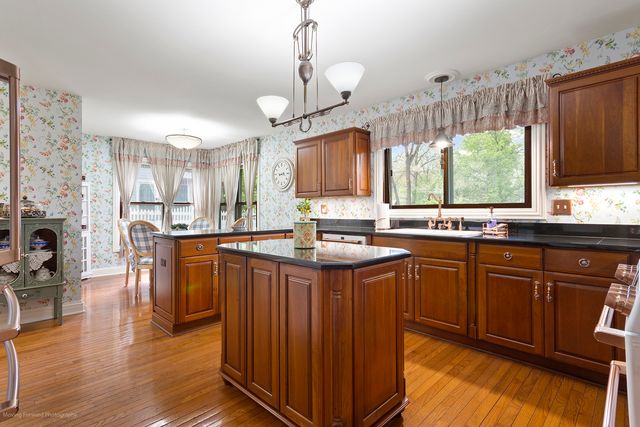 1660 Castillian Way, Mundelein, IL 60060