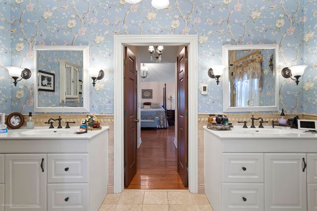1660 Castillian Way, Mundelein, IL 60060