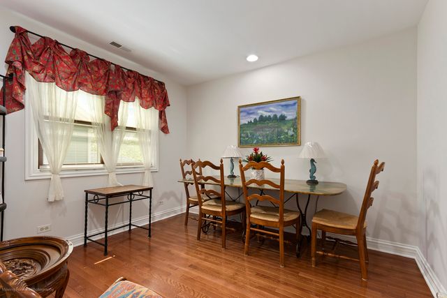 1660 Castillian Way, Mundelein, IL 60060