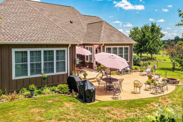 1109 Morningstar Lake Road, Forest City, NC 28043