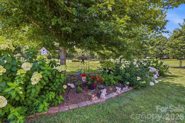 1109 Morningstar Lake Road, Forest City, NC 28043