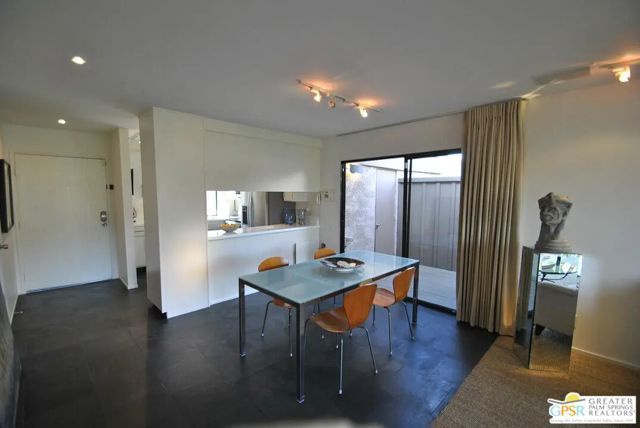 1751 E Sandalwood Drive, Palm Springs, CA 92262