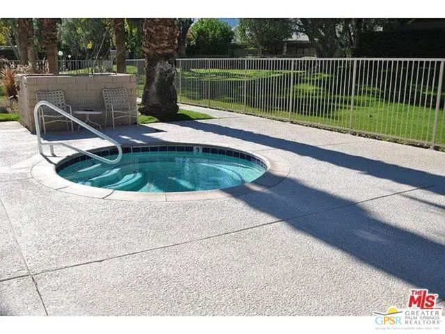1751 E Sandalwood Drive, Palm Springs, CA 92262