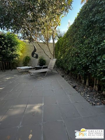 1751 E Sandalwood Drive, Palm Springs, CA 92262