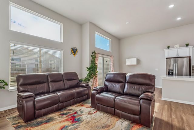 9732 Crowning Drive, West Des Moines, IA 50266