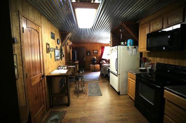 596 Autumn Trail, Jefferson, TX 75630