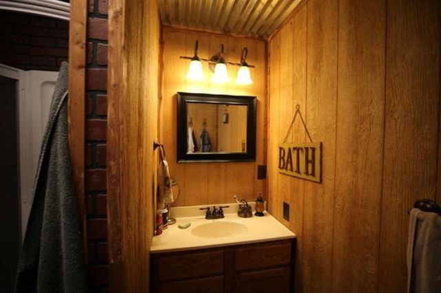 596 Autumn Trail, Jefferson, TX 75630