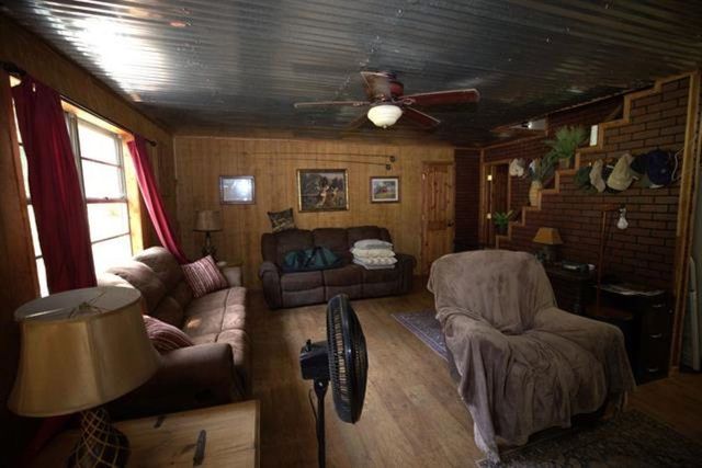 596 Autumn Trail, Jefferson, TX 75630