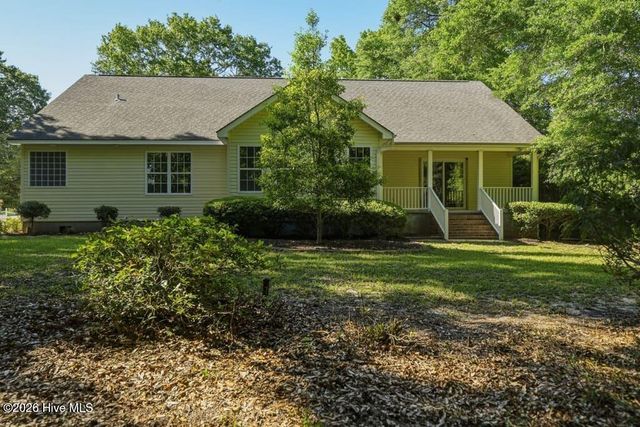 1806 Tree Shore Circle SW, Ocean Isle Beach, NC 28469