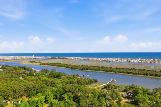1806 Tree Shore Circle SW, Ocean Isle Beach, NC 28469