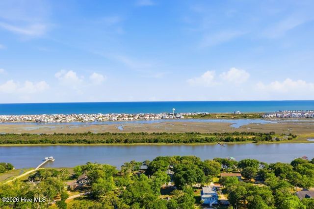 1806 Tree Shore Circle SW, Ocean Isle Beach, NC 28469