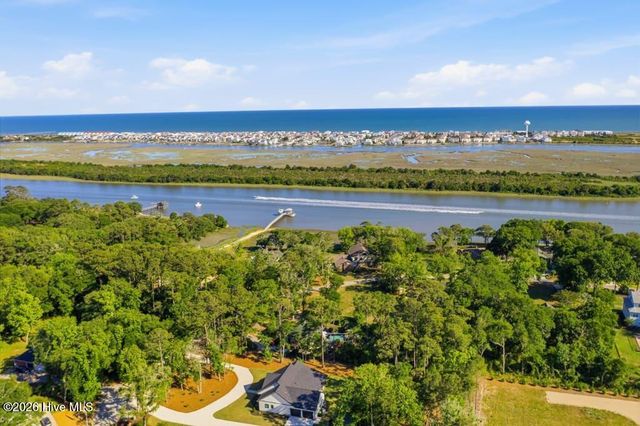1806 Tree Shore Circle SW, Ocean Isle Beach, NC 28469