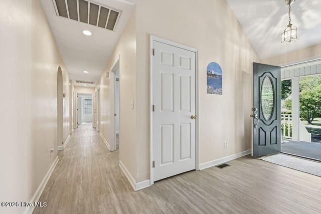 1806 Tree Shore Circle SW, Ocean Isle Beach, NC 28469