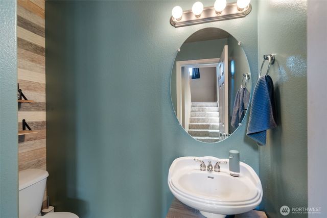 3319 Bali St Ne, Olympia, WA 98516