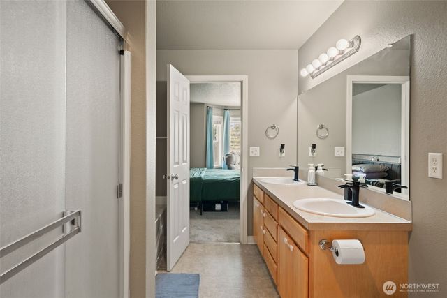 3319 Bali St Ne, Olympia, WA 98516