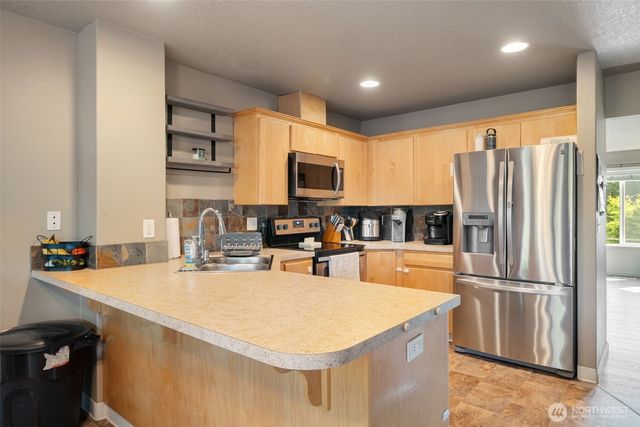 3319 Bali St Ne, Olympia, WA 98516