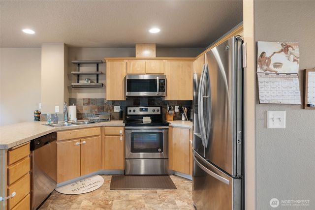 3319 Bali St Ne, Olympia, WA 98516