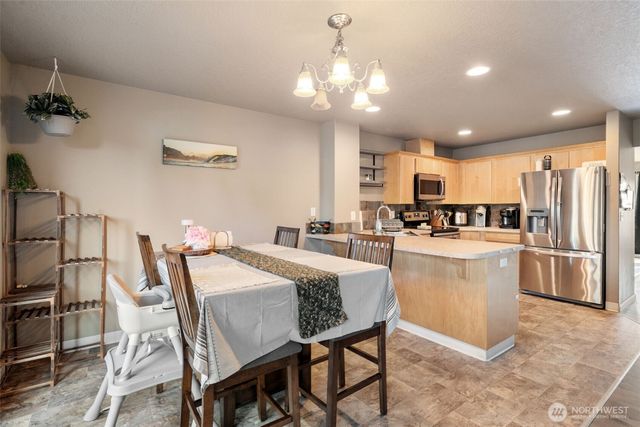3319 Bali St Ne, Olympia, WA 98516