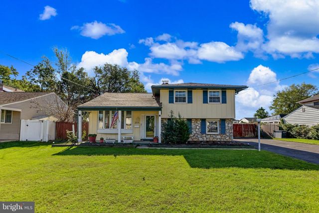 206 E FRANKLIN AVE, Edgewater Park, NJ 08010
