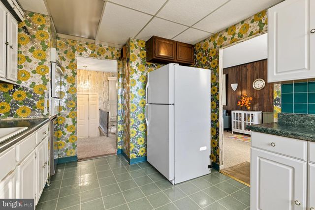 206 E FRANKLIN AVE, Edgewater Park, NJ 08010