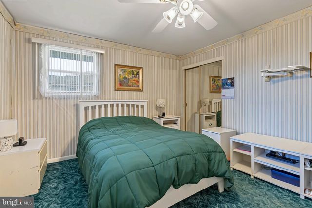206 E FRANKLIN AVE, Edgewater Park, NJ 08010