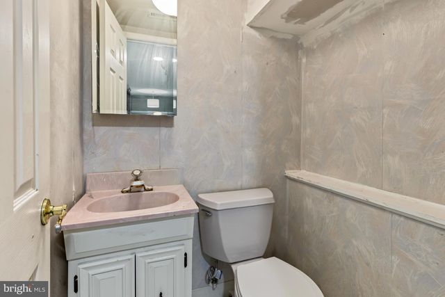 206 E FRANKLIN AVE, Edgewater Park, NJ 08010