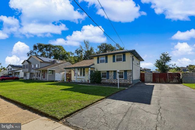 206 E FRANKLIN AVE, Edgewater Park, NJ 08010