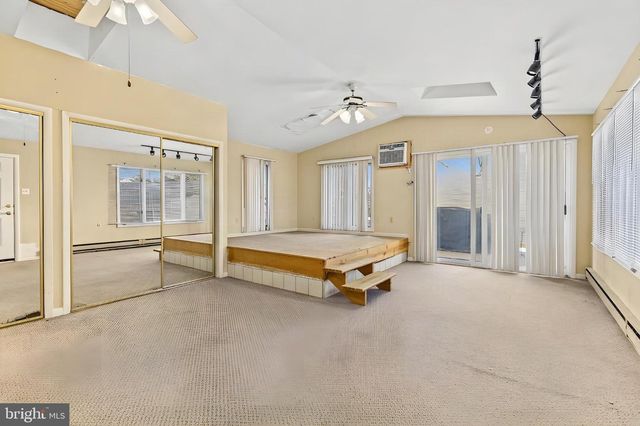 206 E FRANKLIN AVE, Edgewater Park, NJ 08010
