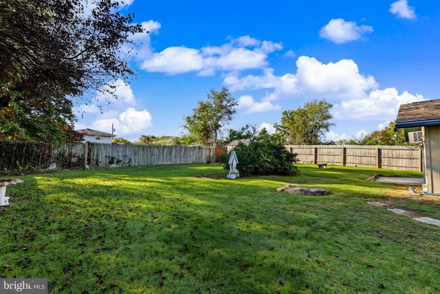 206 E FRANKLIN AVE, Edgewater Park, NJ 08010