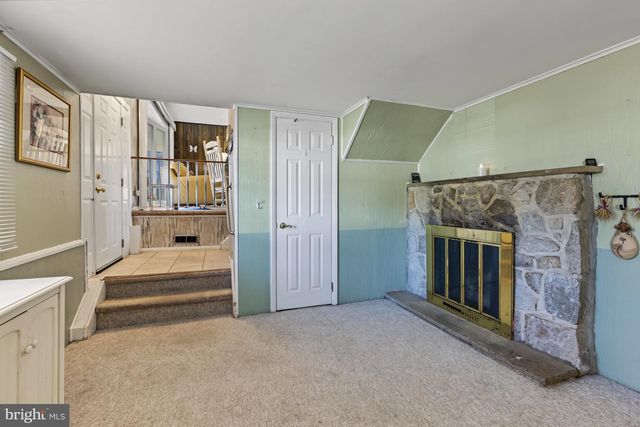 206 E FRANKLIN AVE, Edgewater Park, NJ 08010