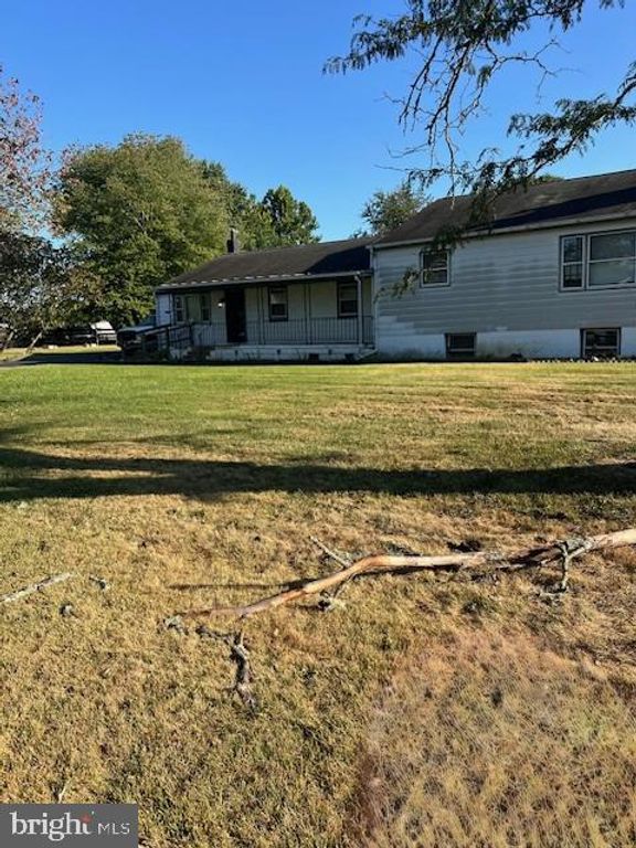40618 BRADDOCK RD, Aldie, VA 20105