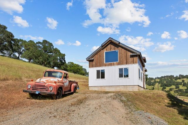 14883 Vaira Ranch Road, Drytown, CA 95699