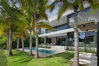 13225 Arch Creek Terr, North Miami, FL 33181