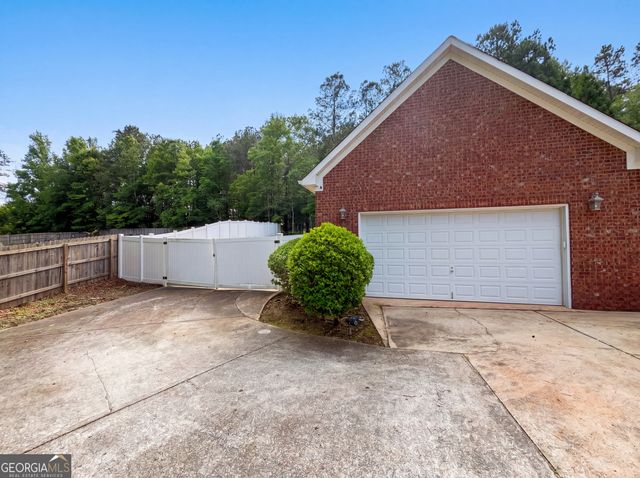 207 Cagle Court, Mcdonough, GA 30252