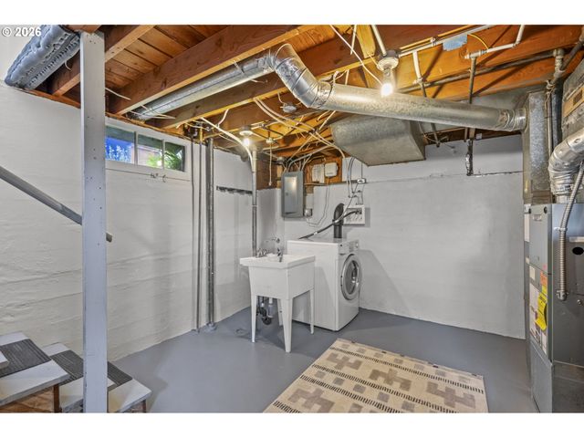 4005 Ne GOING St, Portland, OR 97211