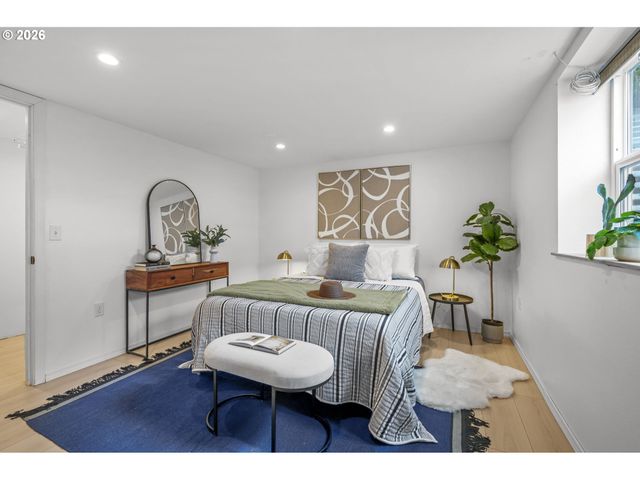 4005 Ne GOING St, Portland, OR 97211