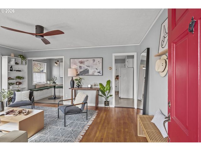 4005 Ne GOING St, Portland, OR 97211