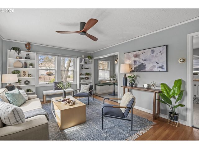 4005 Ne GOING St, Portland, OR 97211