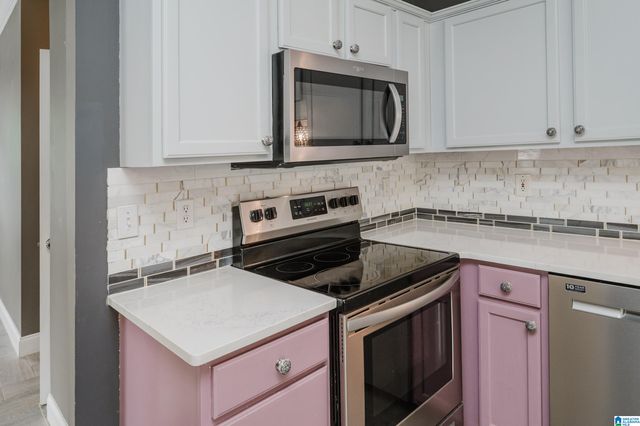 100 IVY CIRCLE, Pelham, AL 35124