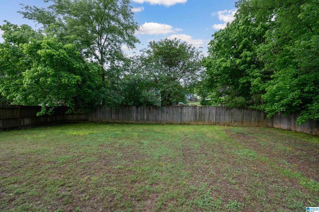 100 IVY CIRCLE, Pelham, AL 35124