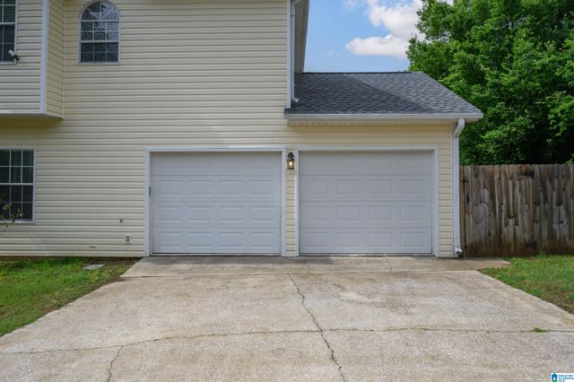 100 IVY CIRCLE, Pelham, AL 35124
